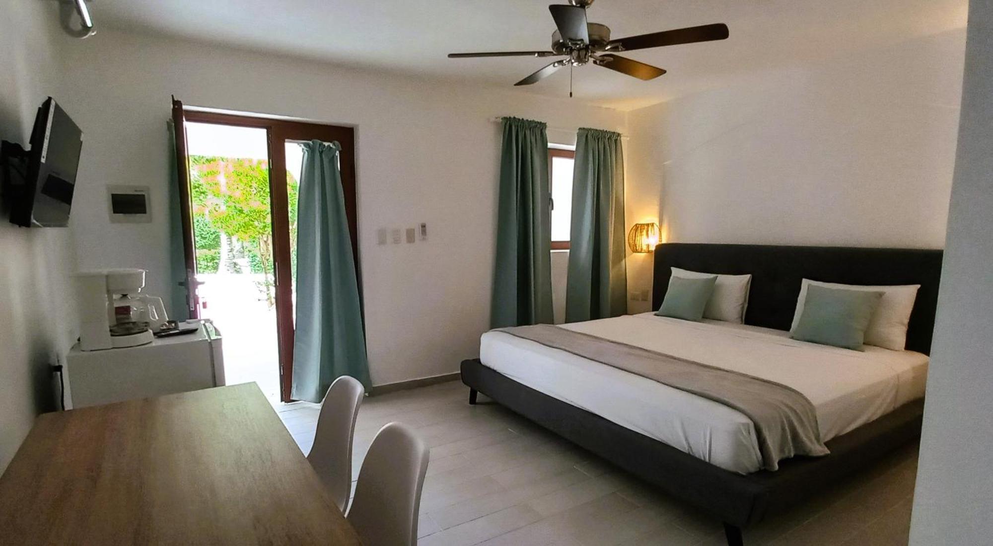 Los Corales Beach Village Punta Cana - The Original Extérieur photo